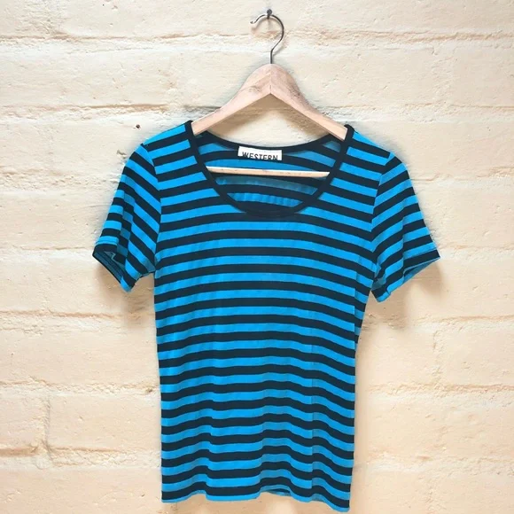 ❤️‍🔥SOLD❤️‍🔥 🔹VTG Striped Top🔹 - Picture 6 of 8